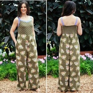 Matilda Jane Let’s Go Together Jumpsuit XS green floral sleeveless‎ flowy summer